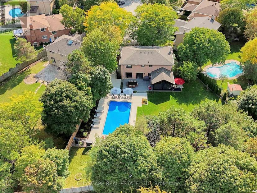 2585 Kenna Court, Mississauga