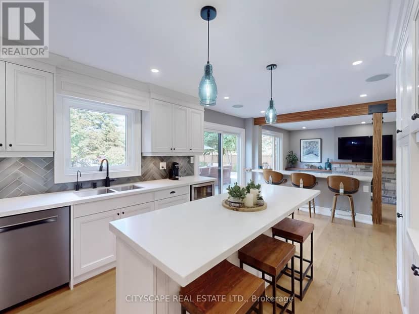 2585 Kenna Court — photo 10 of 40
