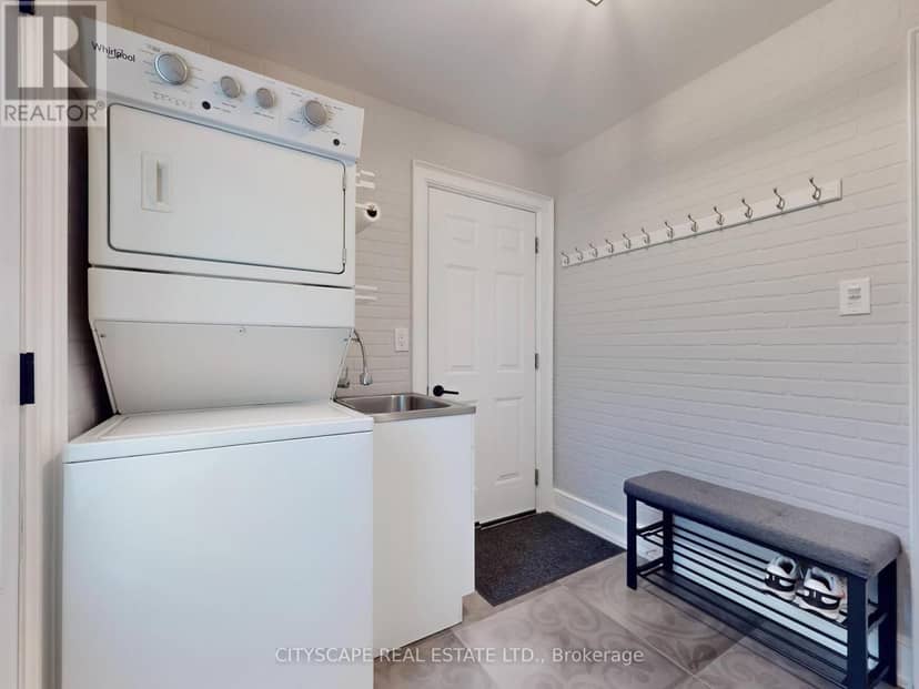 2585 Kenna Court — photo 17 of 40