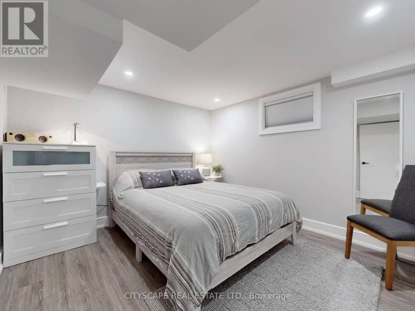 2585 Kenna Court — photo 32 of 40