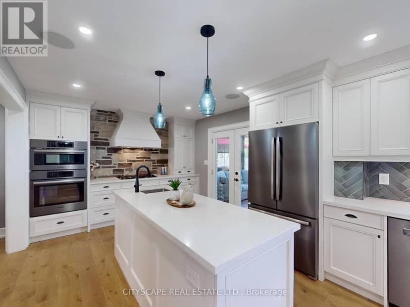2585 Kenna Court — photo 9 of 40
