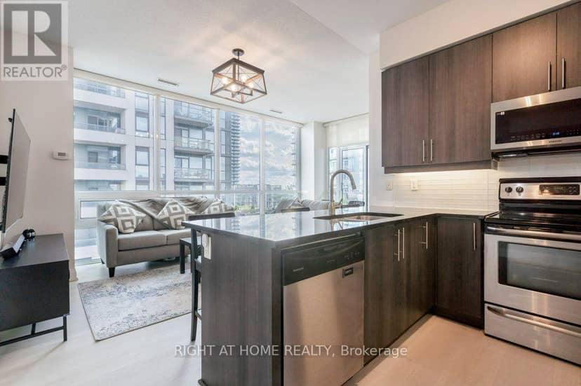 618 - 1185 The Queensway — photo 4 of 29