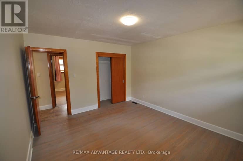 153 Langarth Street W — photo 16 of 40