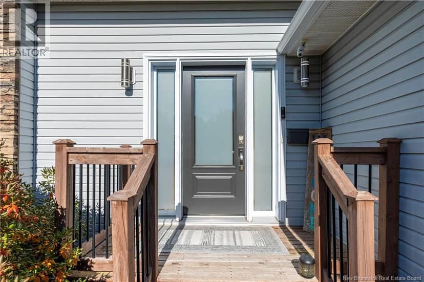 228 Herve Street — photo 2 of 40