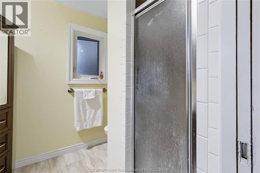 150 Murdoch STREET — photo 22 of 40