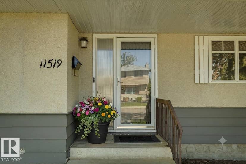 11519 42 AV NW, Edmonton, photo 2