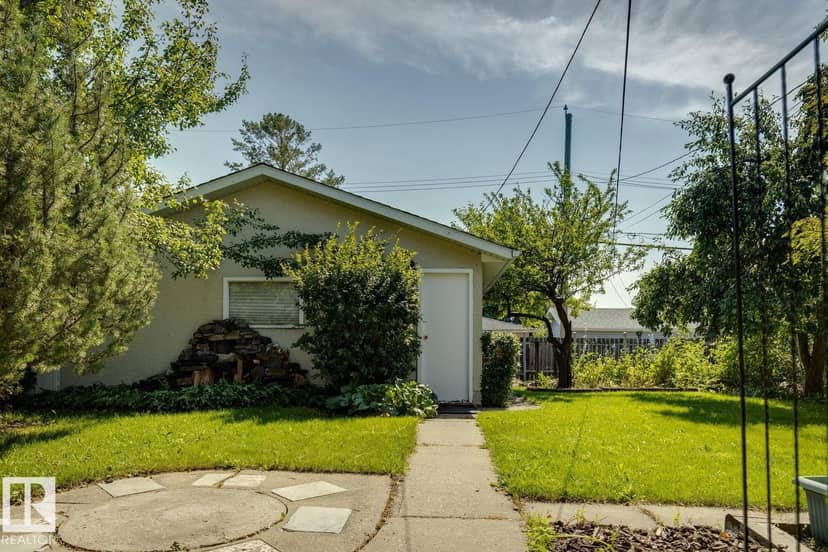 11519 42 AV NW — photo 36 of 40