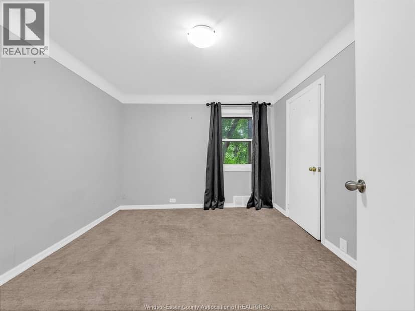 2724 Pillette Road — photo 35 of 40
