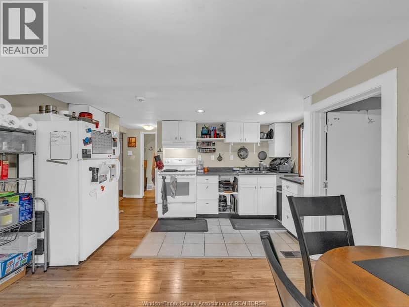 2724 Pillette Road — photo 4 of 40