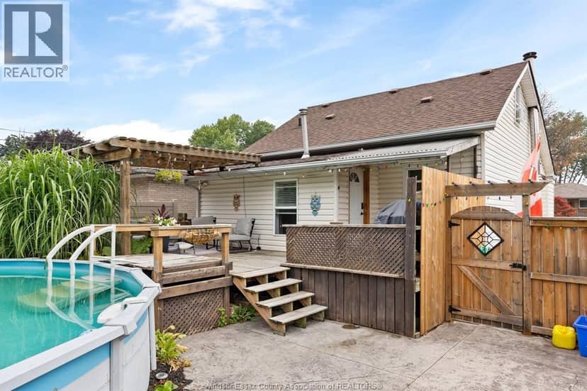 1657 Westminster Boulevard — photo 4 of 14