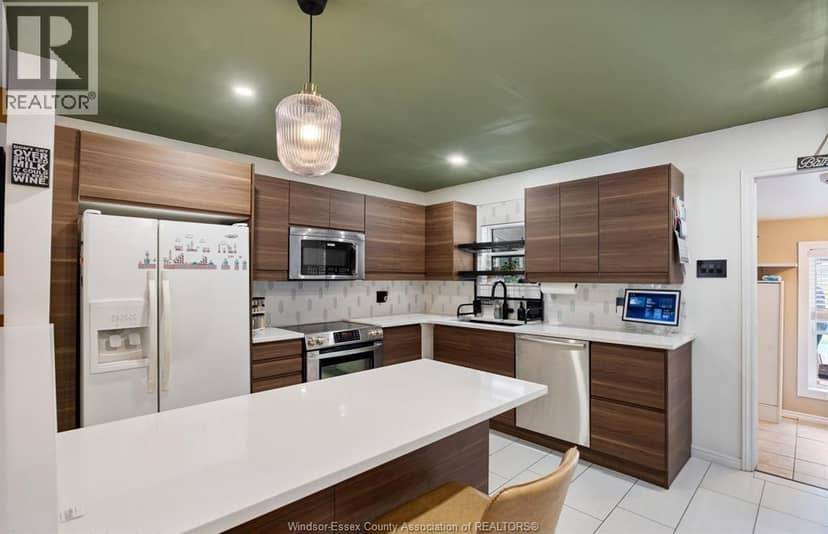 1657 Westminster Boulevard — photo 6 of 14