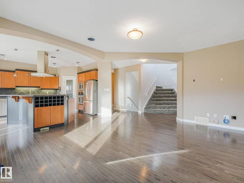 458 Macewan Rd SW — photo 21 of 40