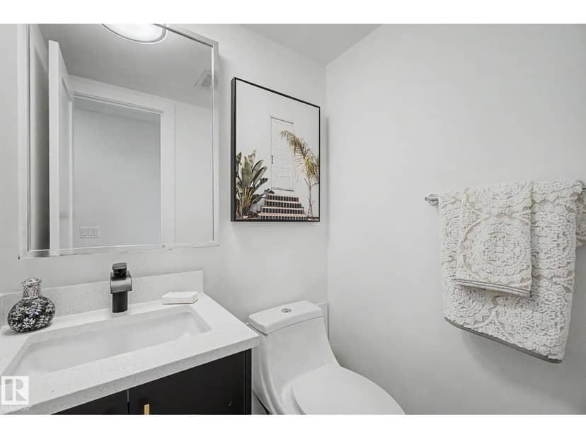 133 Grandin Vg — photo 12 of 40