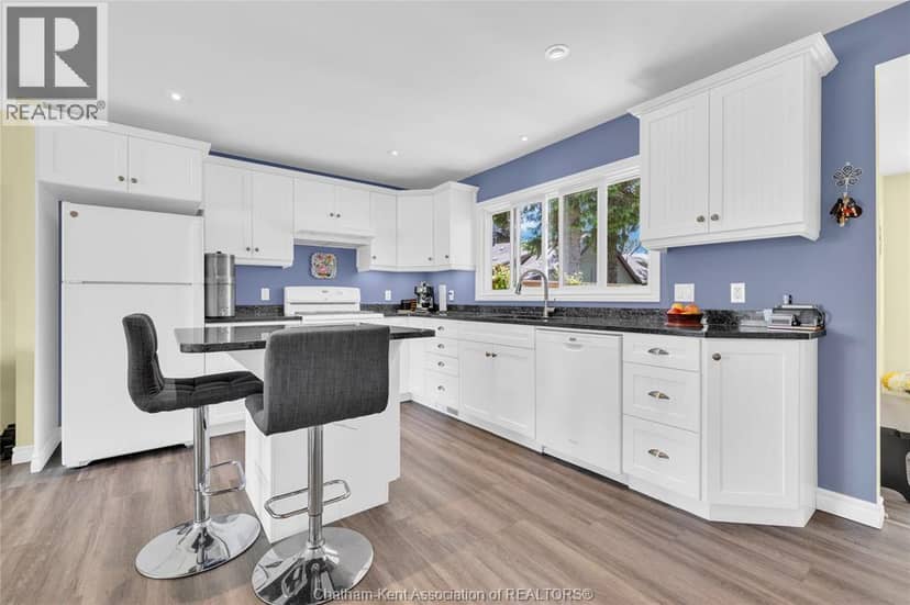 601 Towanda BOULEVARD — photo 6 of 40