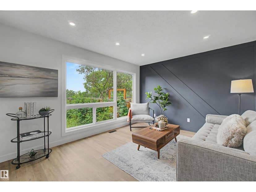 215 Grandin Vg, St. Albert