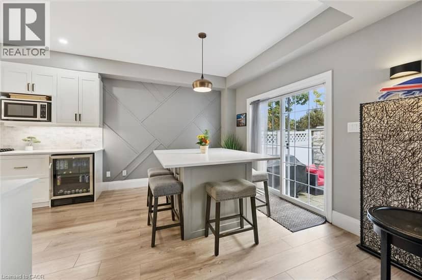 276 SIMS ESTATE Drive Unit# 9 — photo 9 of 35