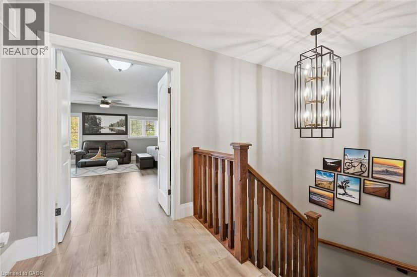 276 SIMS ESTATE Drive Unit# 9 — photo 16 of 35