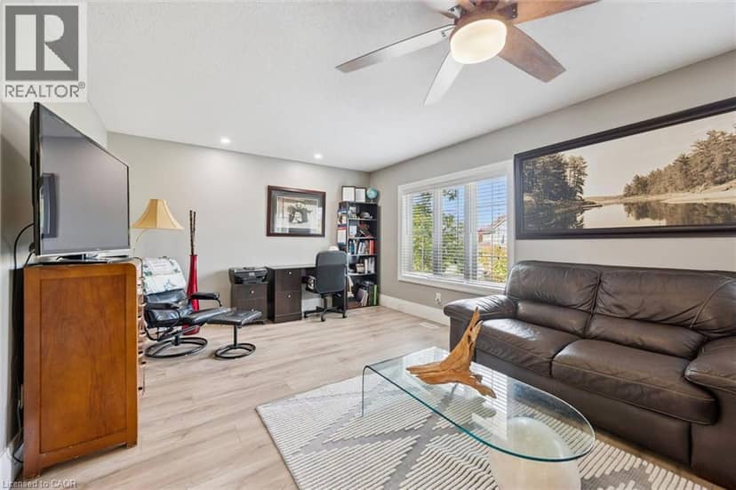 276 SIMS ESTATE Drive Unit# 9 — photo 21 of 35