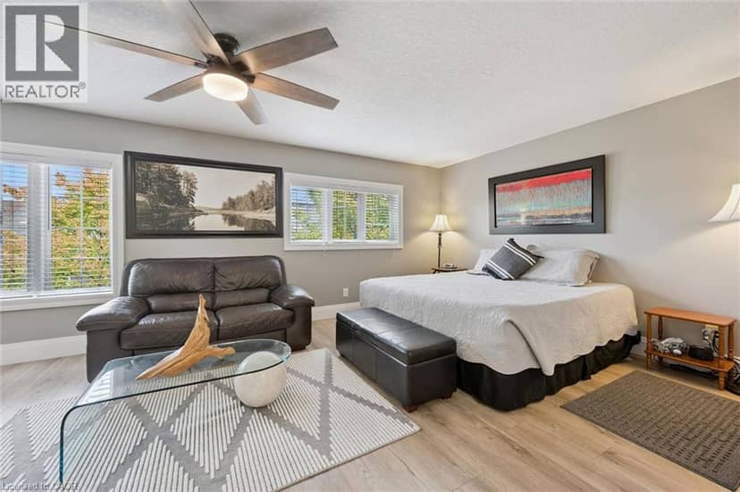 276 SIMS ESTATE Drive Unit# 9 — photo 17 of 35