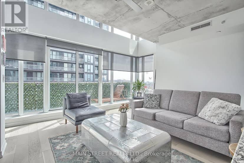1213 - 150 East Liberty Street — photo 1 of 40