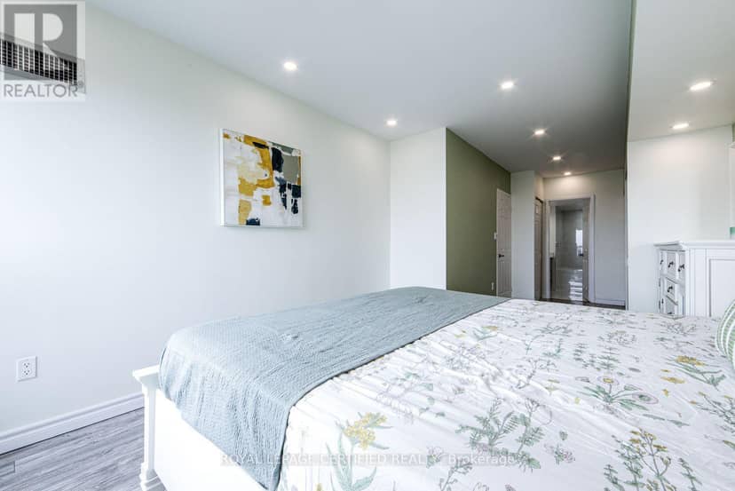 1911 - 5 Concorde Place — photo 17 of 33