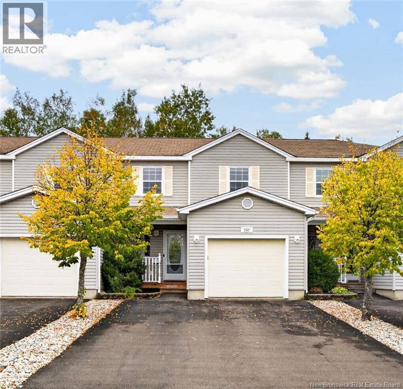 240 Damien Street — photo 1 of 40