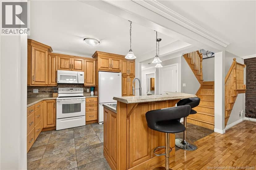240 Damien Street — photo 20 of 40