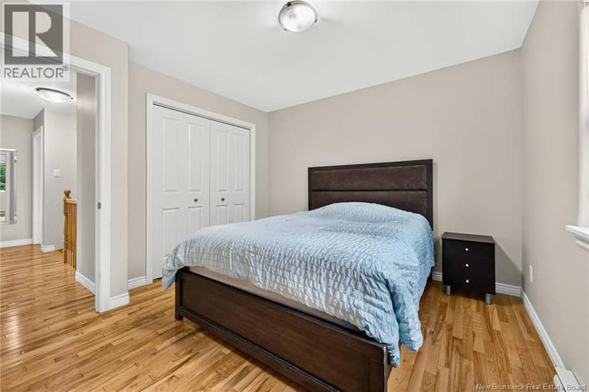 240 Damien Street — photo 34 of 40