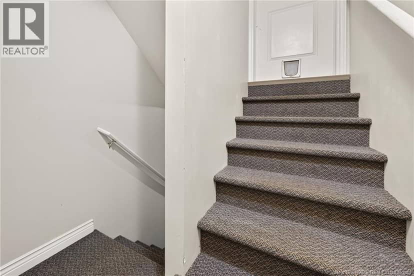 240 Damien Street — photo 37 of 40
