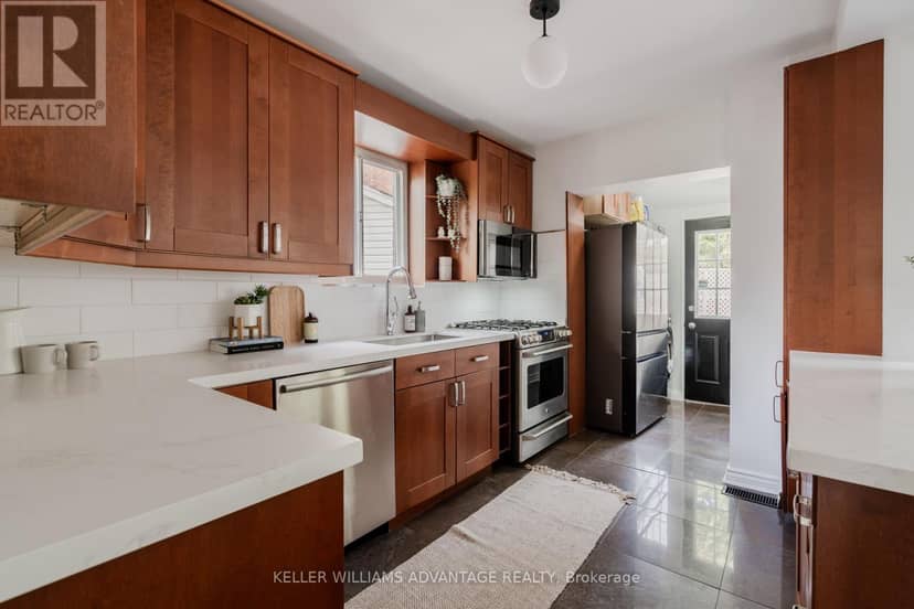 5 Hemlock Avenue — photo 11 of 35