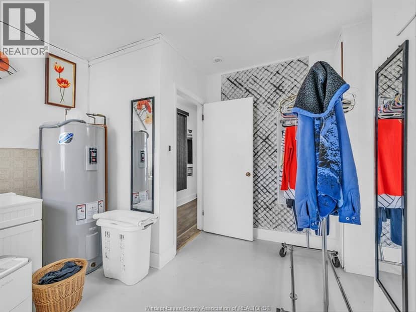 909 Mersea Road 10 — photo 18 of 40