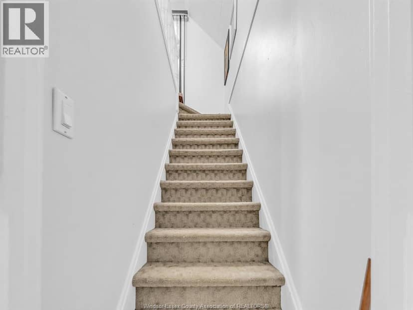909 Mersea Road 10 — photo 21 of 40