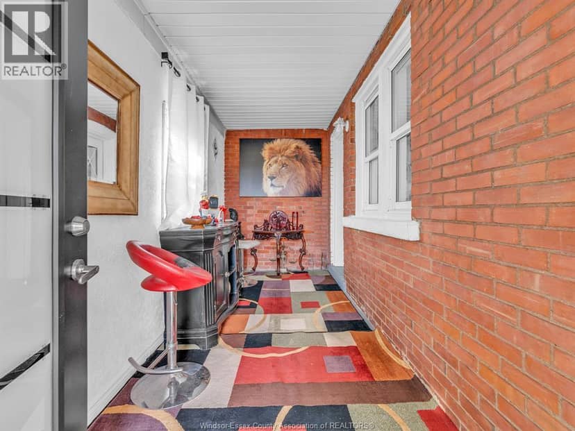 909 Mersea Road 10 — photo 3 of 40
