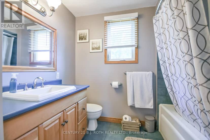 671 Simcoe Road — photo 18 of 40