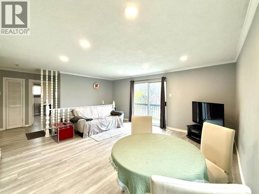 3305 WORTHINGTON DRIVE, Vancouver, photo 4