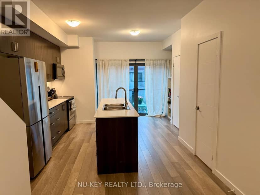 81 - 369 Essa Road — photo 14 of 37