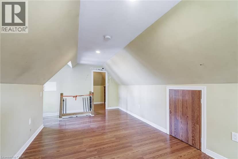 11 ELM Street — photo 26 of 33