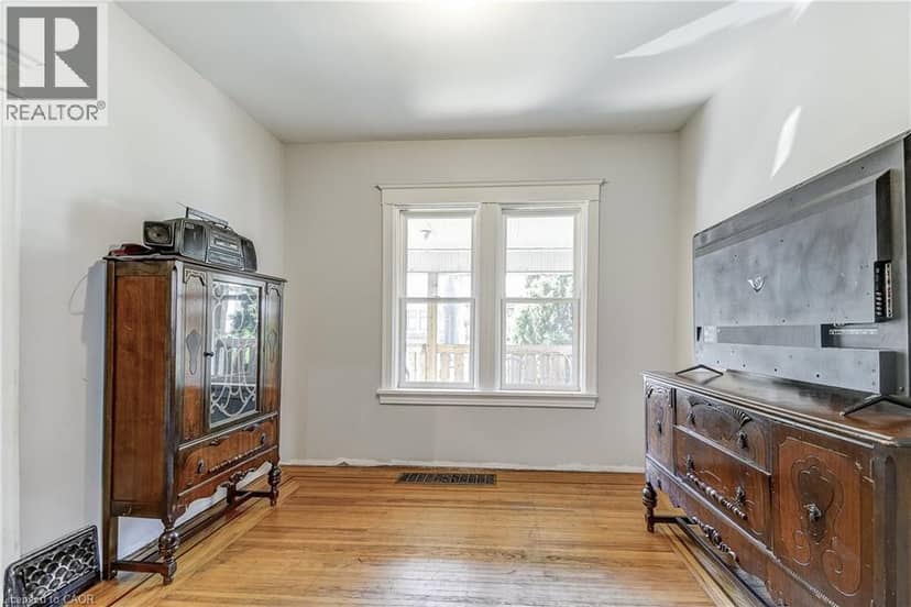 11 ELM Street, Hamilton, photo 7