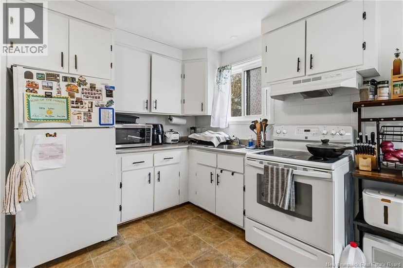 275-279 Ayer — photo 5 of 30