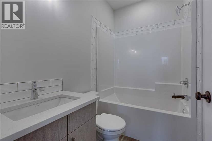 10 Memorial Parkway — photo 17 of 40