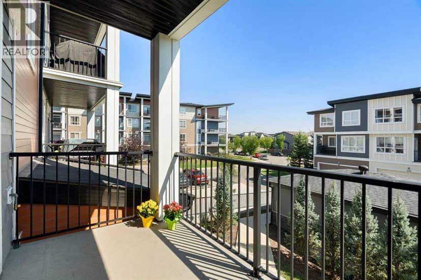 209, 25 Walgrove Walk SE — photo 15 of 21