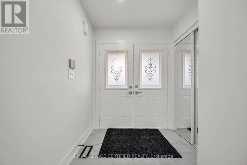 3864 Coachman Circle — photo 12 of 40