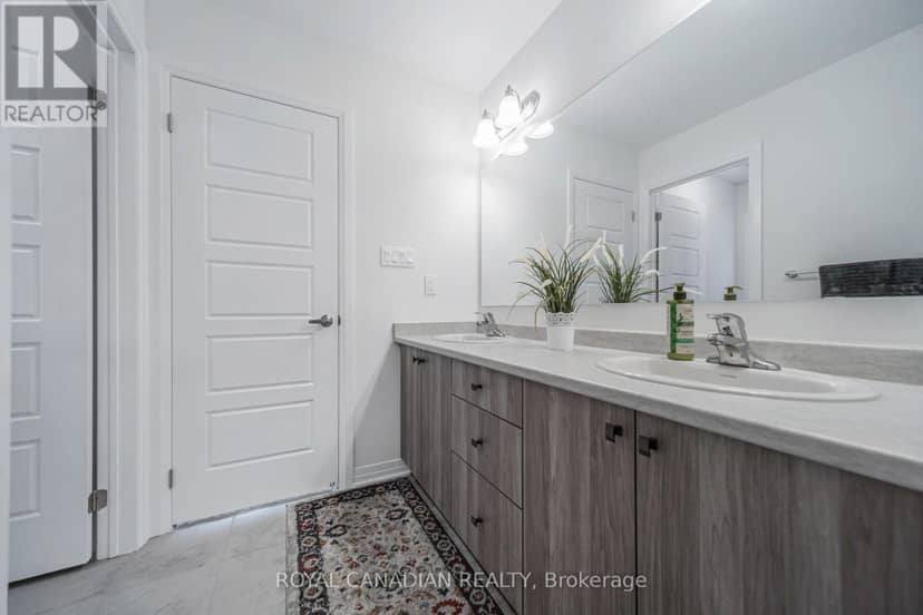 87 Soules Square — photo 31 of 40