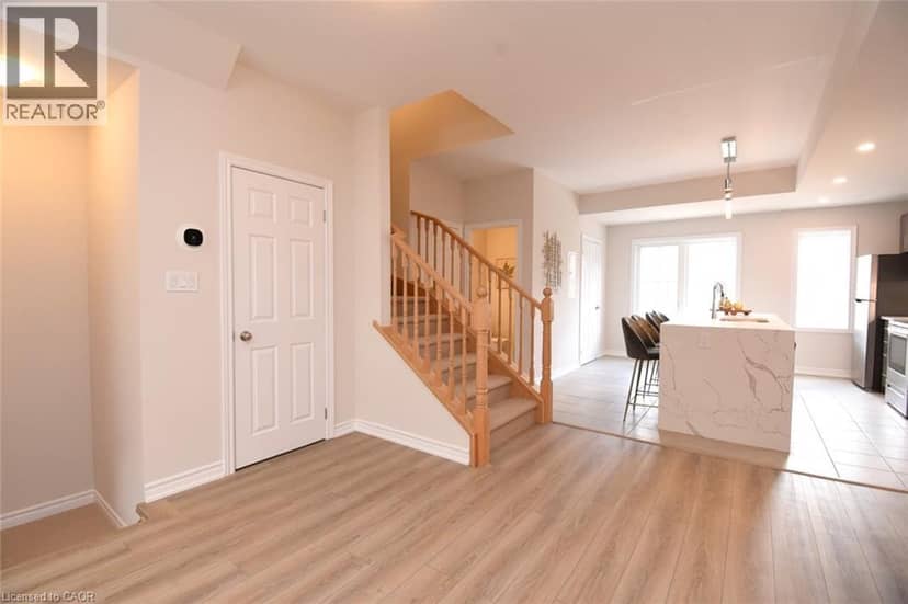 677 PARK Road N Unit# 2 — photo 18 of 23