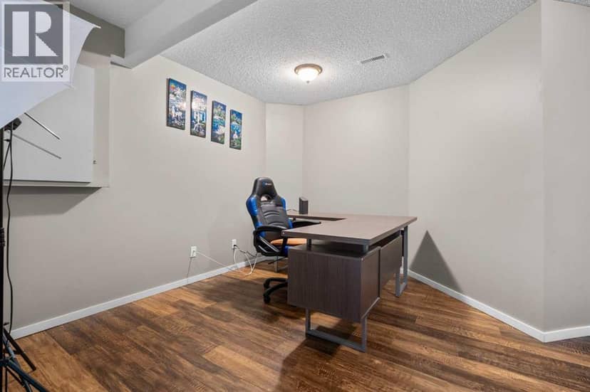 47 Coral Springs Close NE — photo 26 of 36