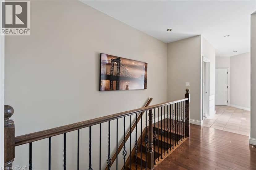 38 VIRGINIA Avenue — photo 32 of 40