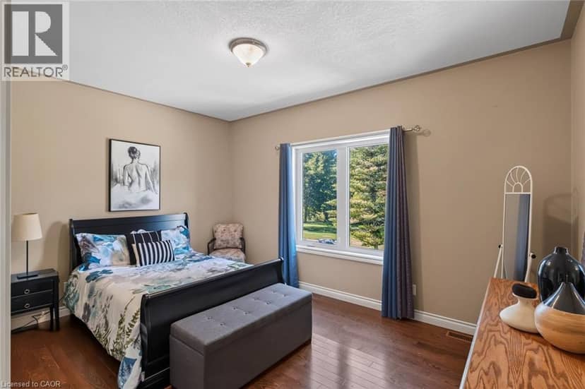 38 VIRGINIA Avenue — photo 19 of 40