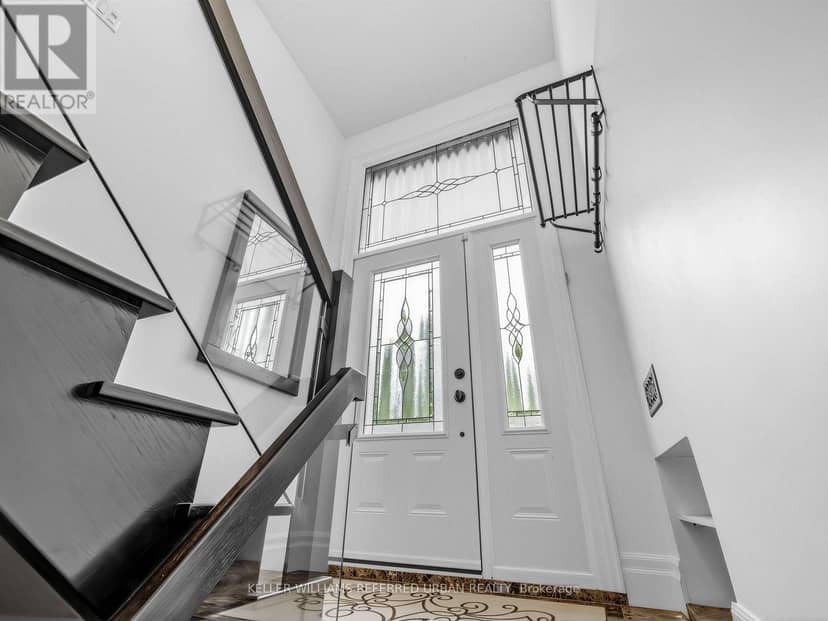 139 Holcolm Road — photo 16 of 27