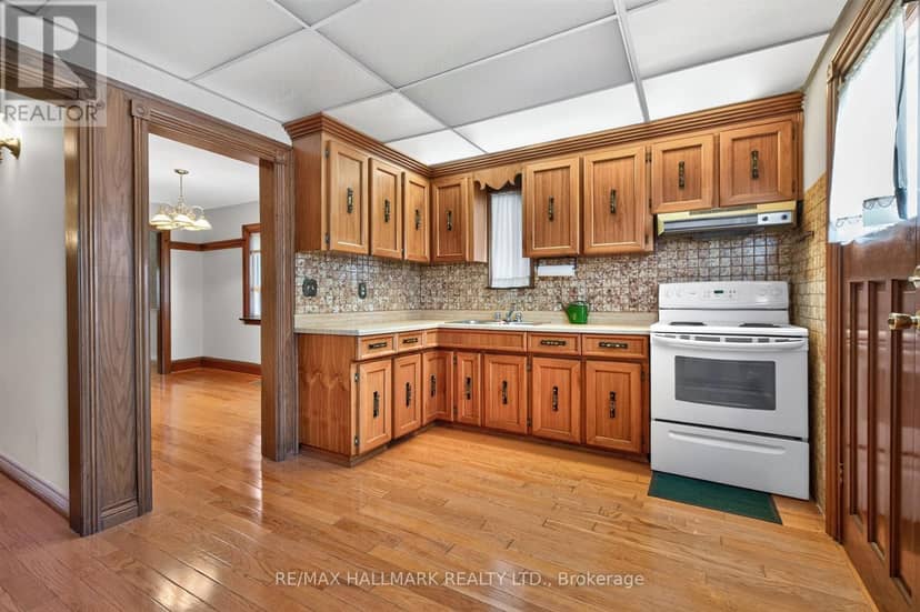 631 Lauder Avenue — photo 10 of 27