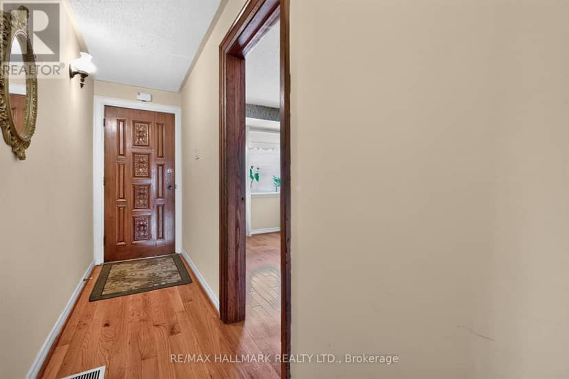 631 Lauder Avenue — photo 4 of 27